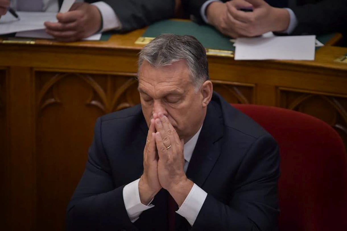 Amerikából fenyegetik az Orbán-kormányt, megszüntethetik a vízummentességet