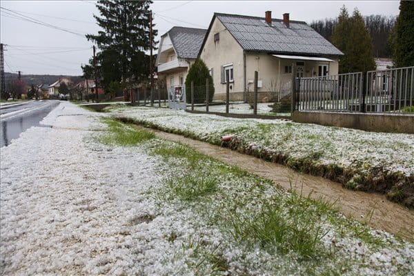 Jégeső zúdult Zalaegerszegre – fotók, videó