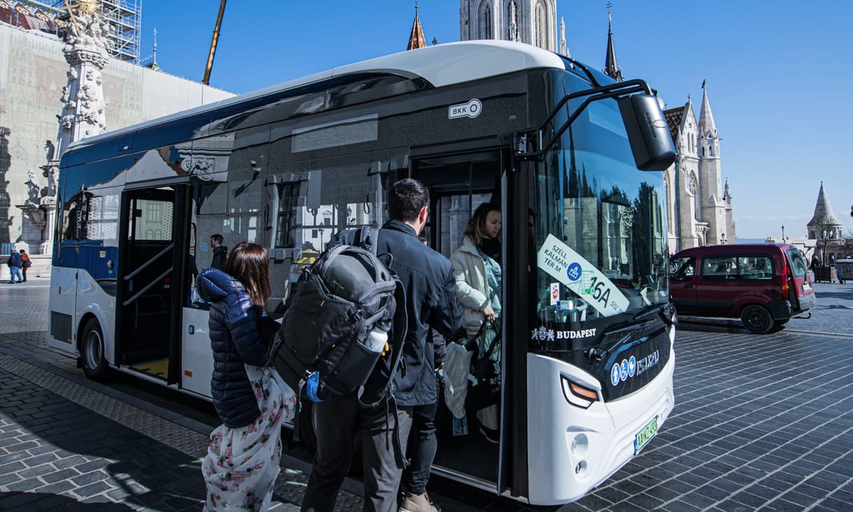Ingyenesen utazhatunk a BKV új elektromos buszán