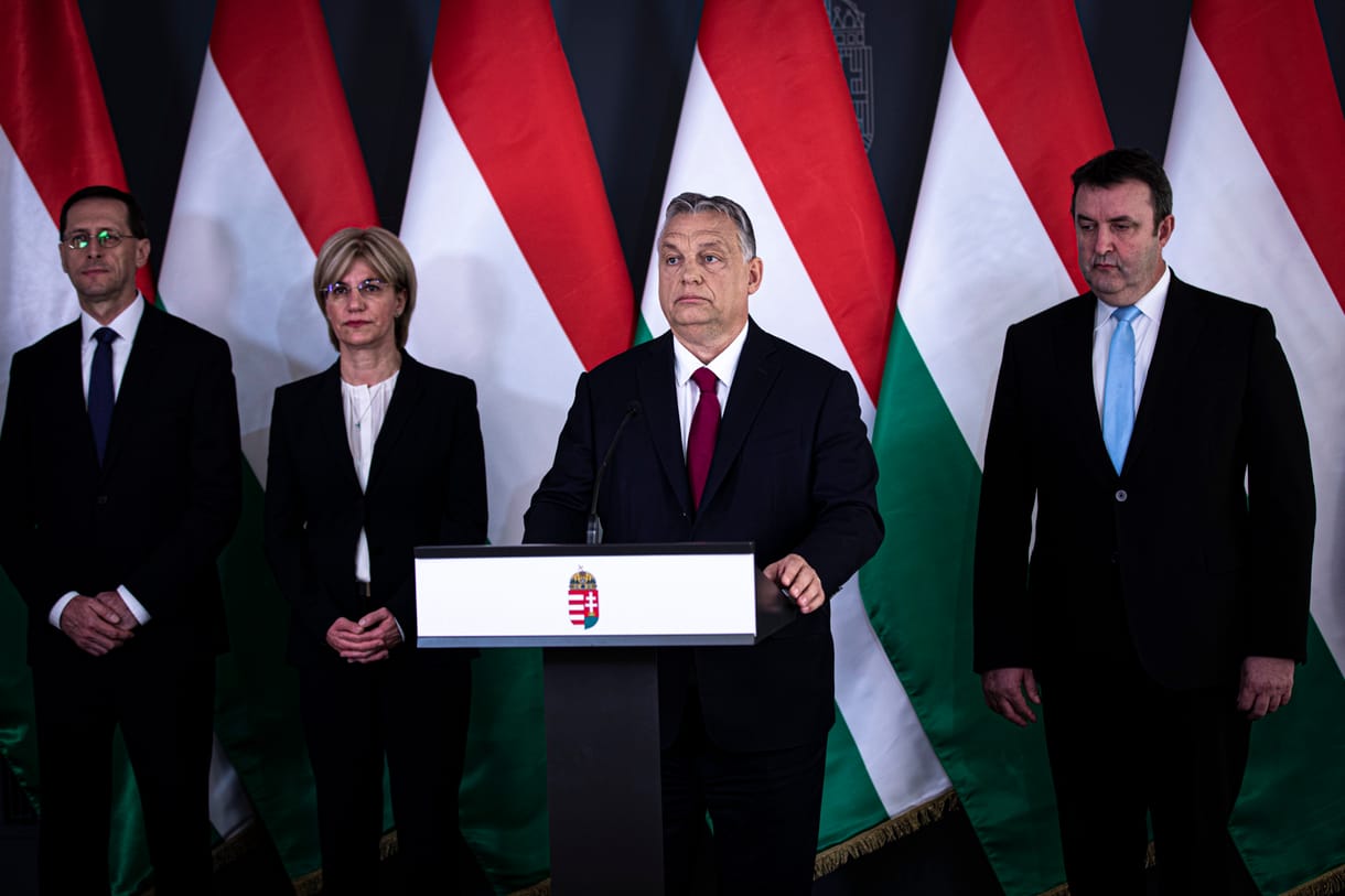 Mellár Tamás: Az Orbán-kormány saját hatalmát menti, nem a válságot kezeli