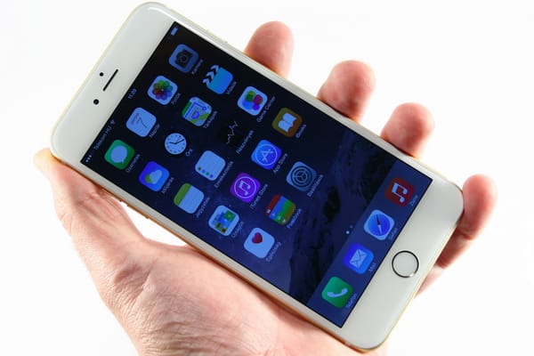 Vissza kellene hívnia az Apple-nek az iPhone 6 Plusokat?