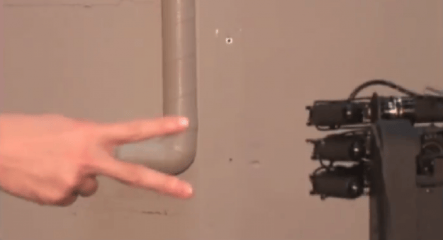 Kő, papír, olló? A legyőzhetetlen robot [videóval]