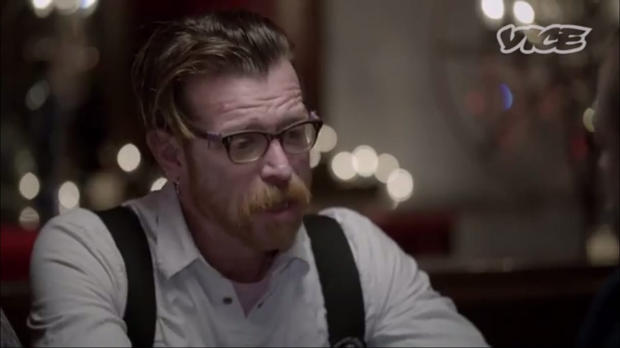 Könnyek között adott interjút az Eagles of Death Metal