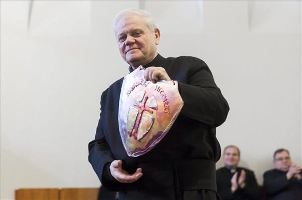 Györgydeák Márton kapta az idei Hit pajzsa díjat