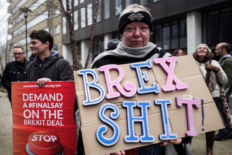 Fokozódik a Brexit-helyzet: mai rossz híreink távirati stílusban