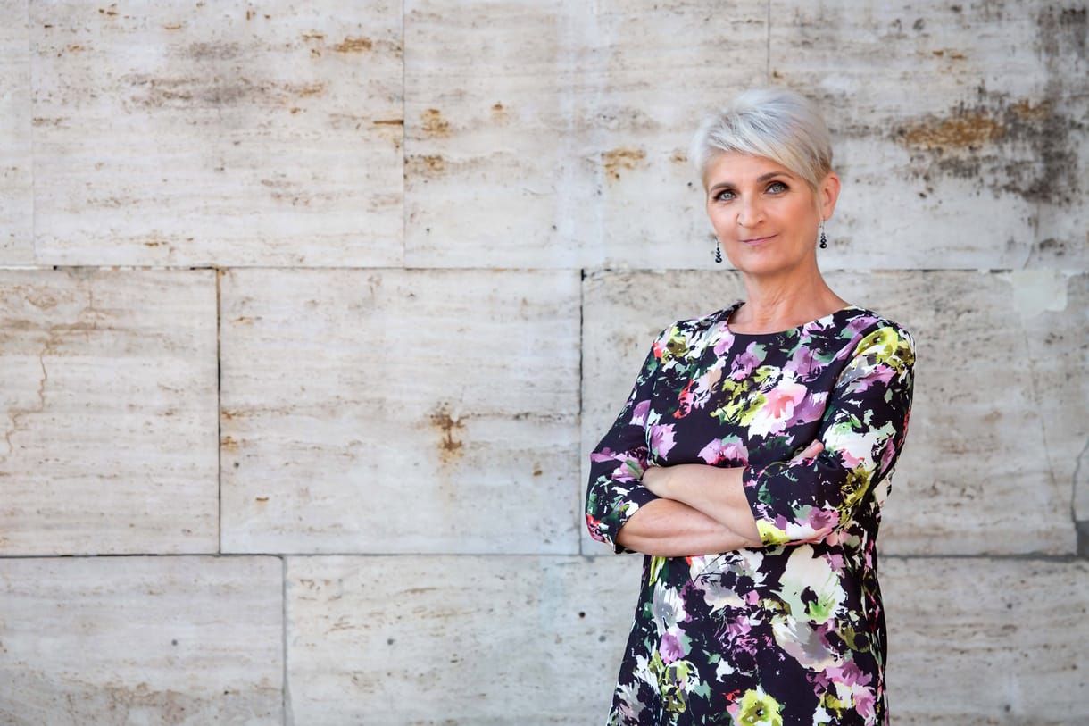 Az emigrációval a semmibe ugranak Angela Murinai új kötetének hősei