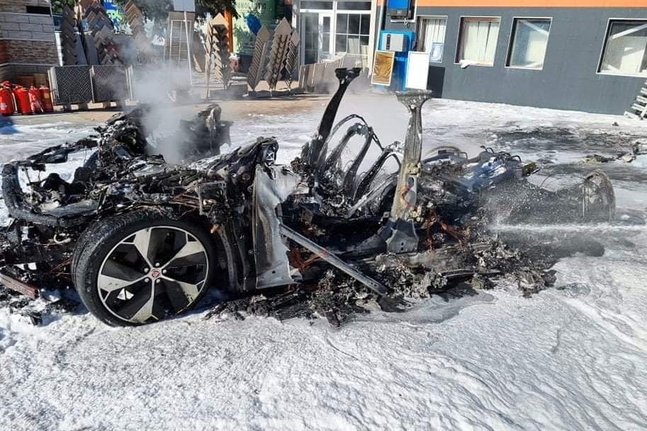 Katasztrófavédelem: Ezt csináld, ha kigyullad az elektromos járműved