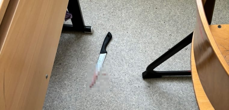 Halállistát írt a kislány, aki késsel támadt osztálytársára a bőnyi általános iskolában