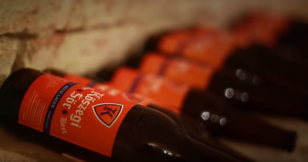 Nem kellett helypénzt fizetnie a sörsátrakért Kőszegen a helyi fideszes képviselő fiának