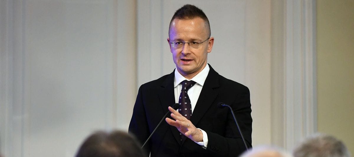 Szijjártó: akár már februárban is megszavazhatják a svéd NATO-tagságot