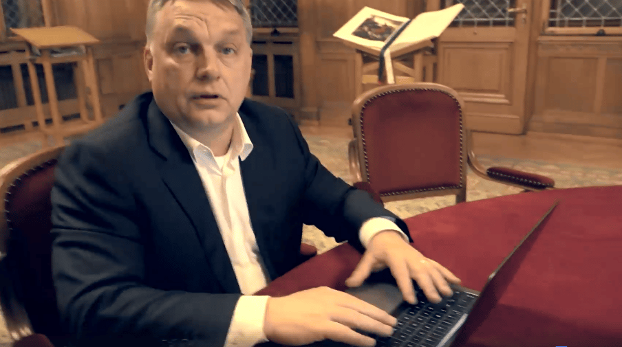A neten a Fidesz maga a biztonsági rés az informatikai falon