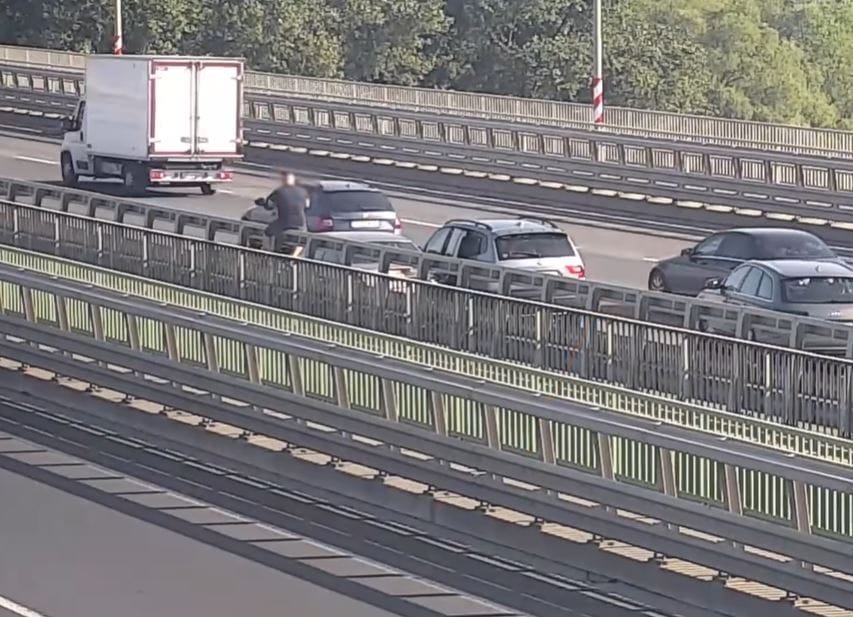 Ezért törnek az autók szinte minden nap az M0-son – videó