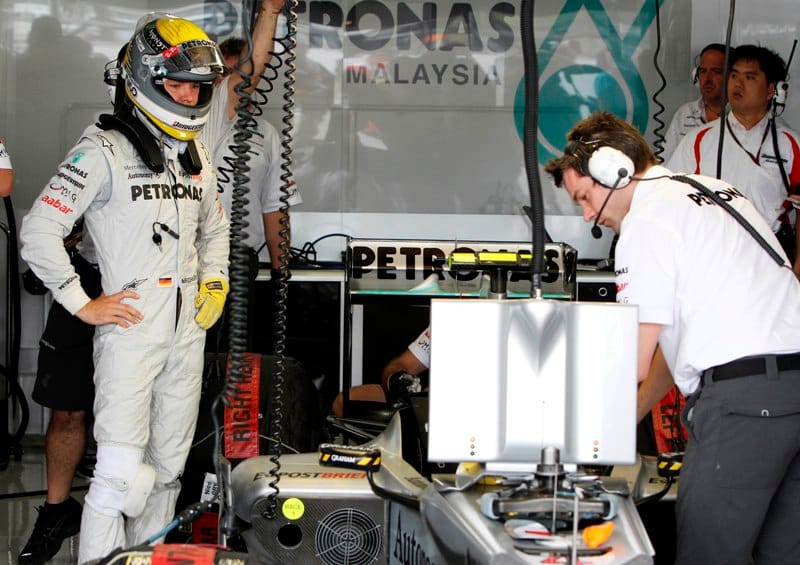 Schumacher élvezte a versenyt, Rosberg csalódott: „valami eltört az autóban”