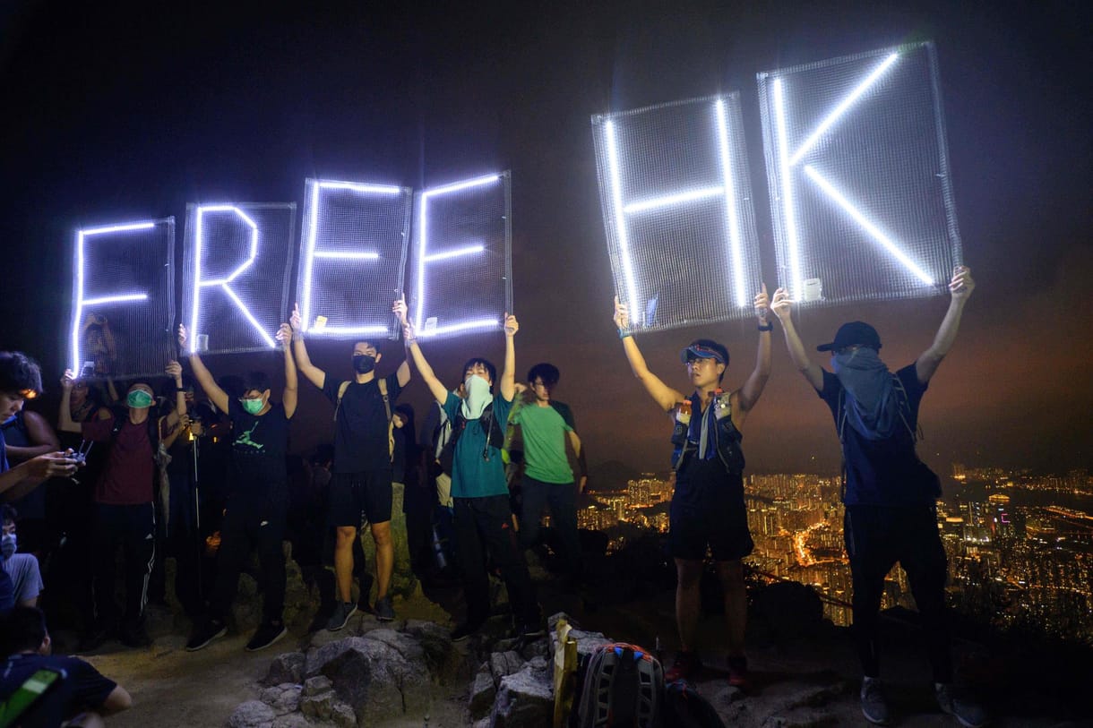 Hongkong nem adja fel, Tajvan pedig feszülten figyel