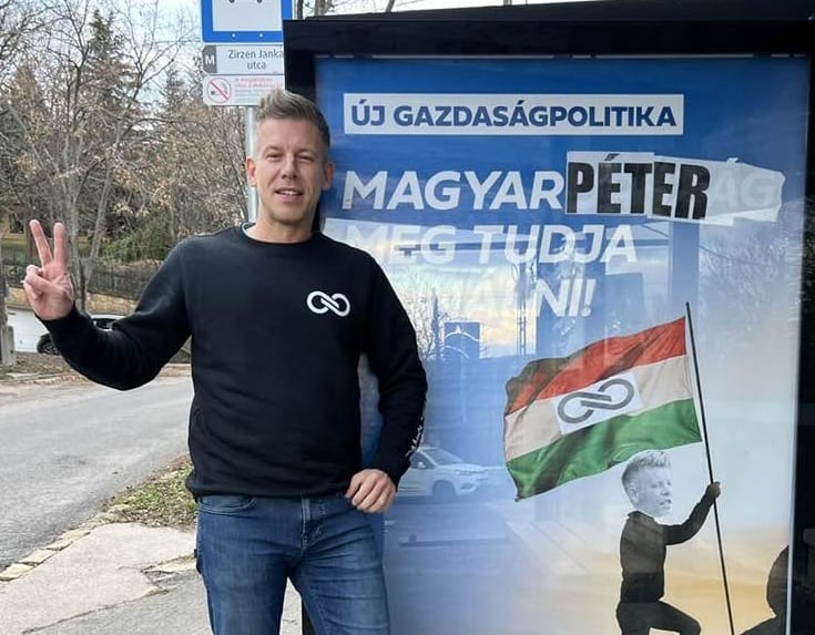 Magyar Péter megköszönt valamit Rogán Antalnak 