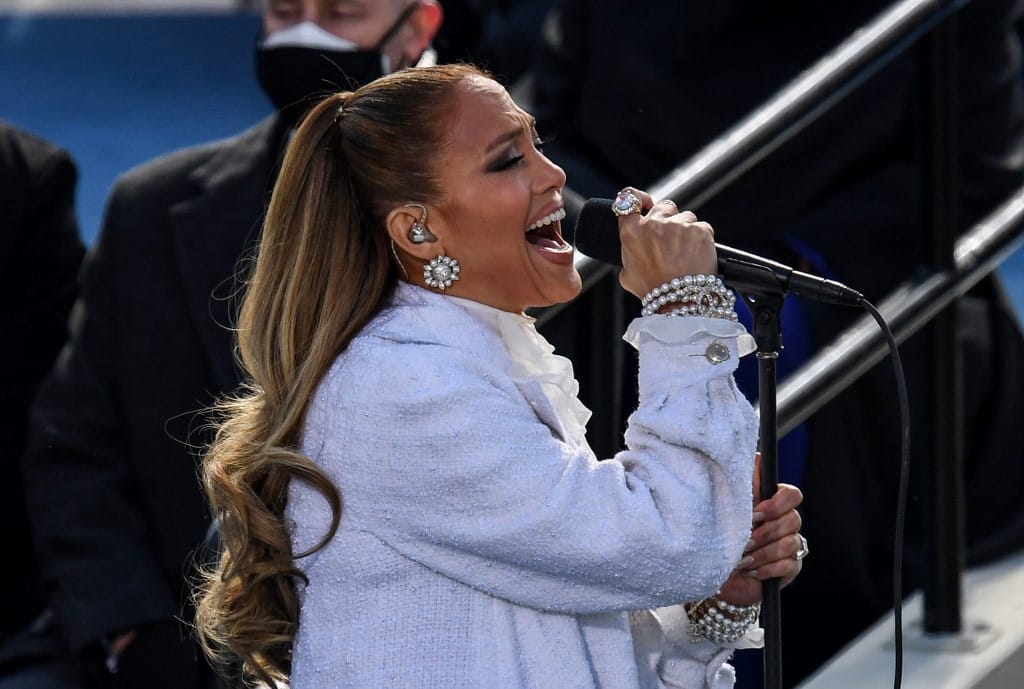 Volt egy kis csavar Jennifer Lopez fellépésében az elnöki beiktatáson