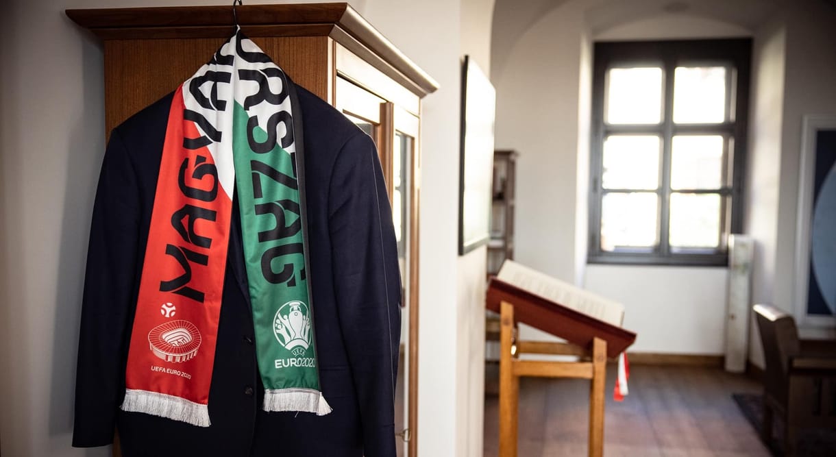 A Marseillaise-t idézve szurkol Orbán a magyar csapatnak
