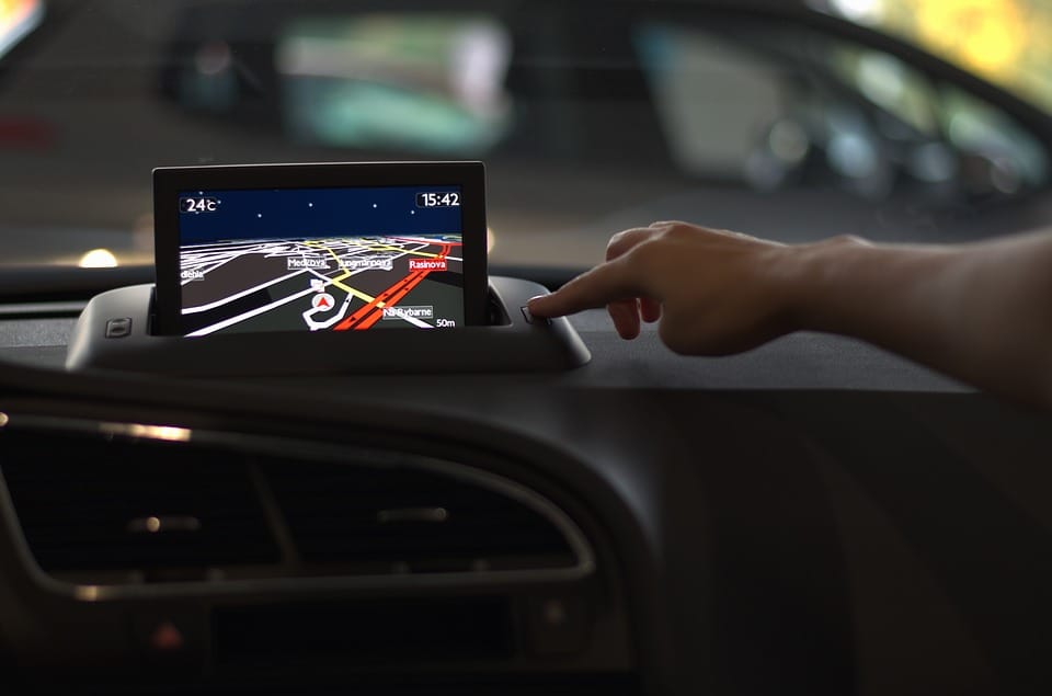 A háború miatt zavarják a GPS-t, és ezt nem csak a katonák érzik