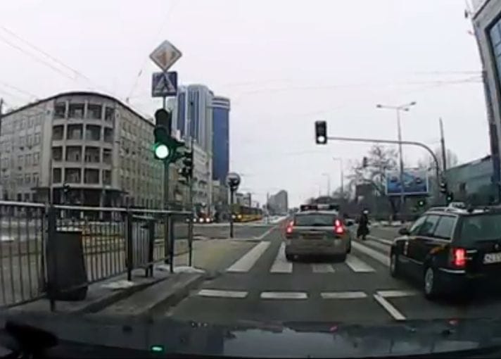 Megrendszabályozzák a bunkó rendőröket