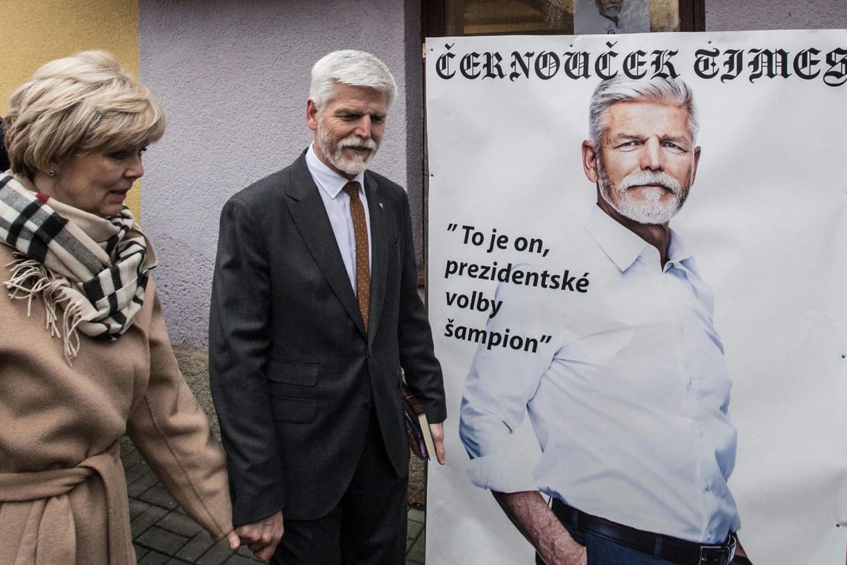 Nagy fordulat a populizmus kiütéses veresége a cseh elnökválasztáson