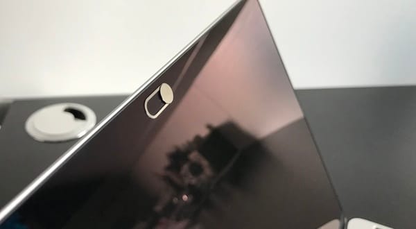 Ön is leragasztja a laptopján a kamerát? Itt egy sokkal jobb megoldás
