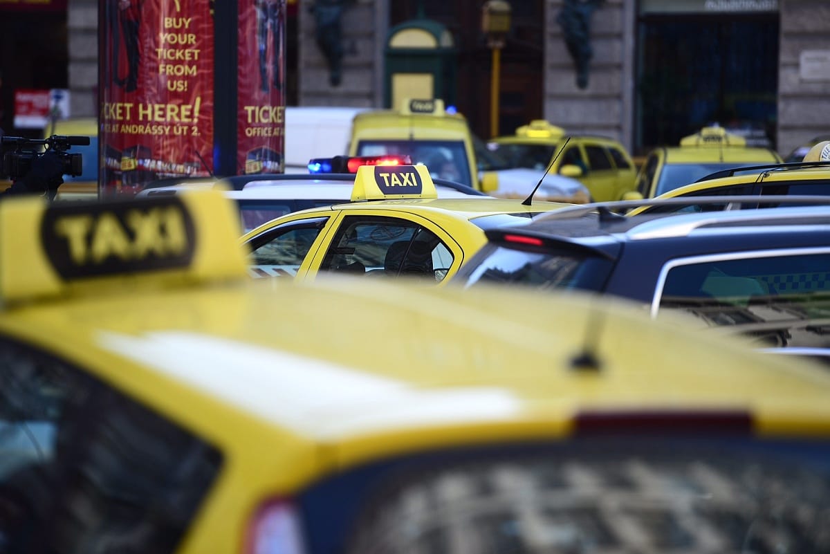 Nem tetszik a rendszer a taxisoknak, tiltakozásra készülnek