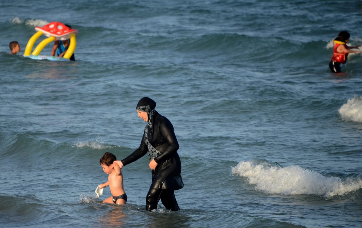 Seres: Migránspánik a Balatonon