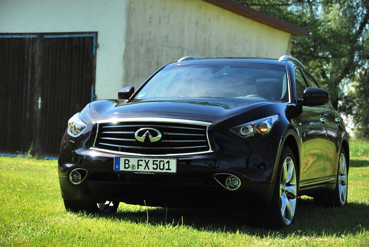 Infiniti FX 2012 teszt: V8 mindörökké