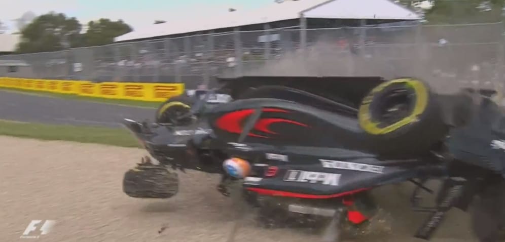 Bordatörése miatt nem állhat rajthoz Alonso