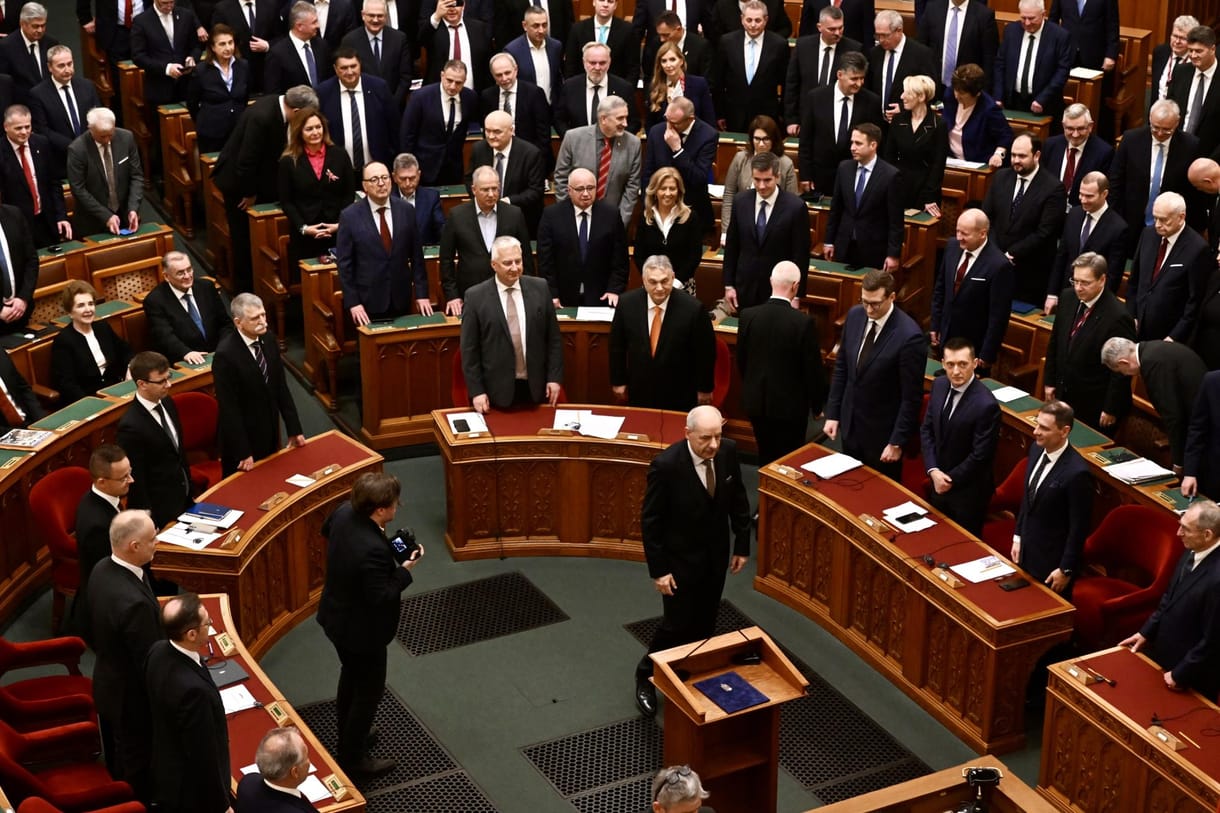 Megválasztotta a parlament Sulyok Tamást államfőnek