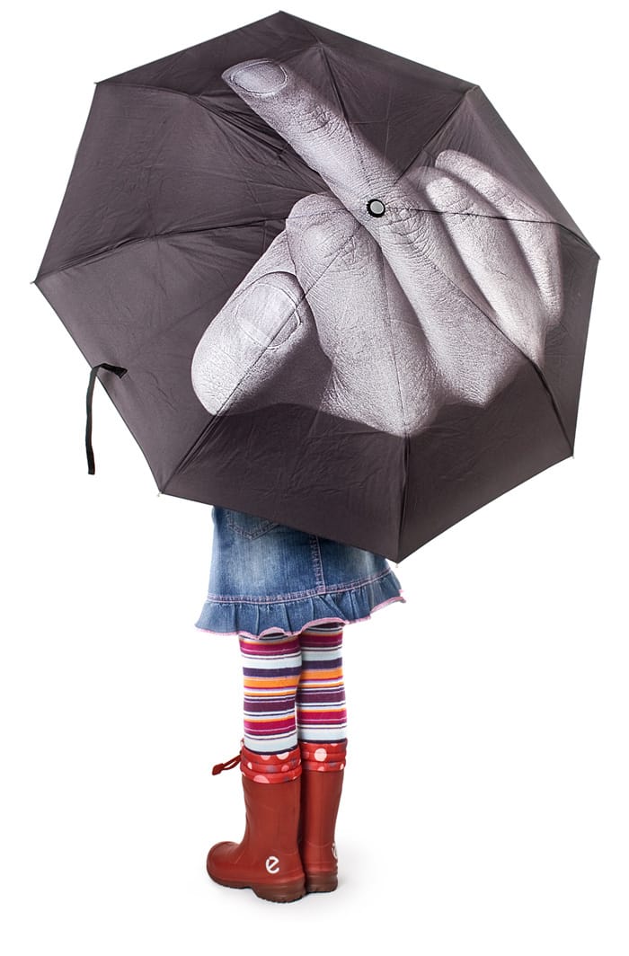 Fuck the rain! Speciális esernyő a nedves októberi napokra