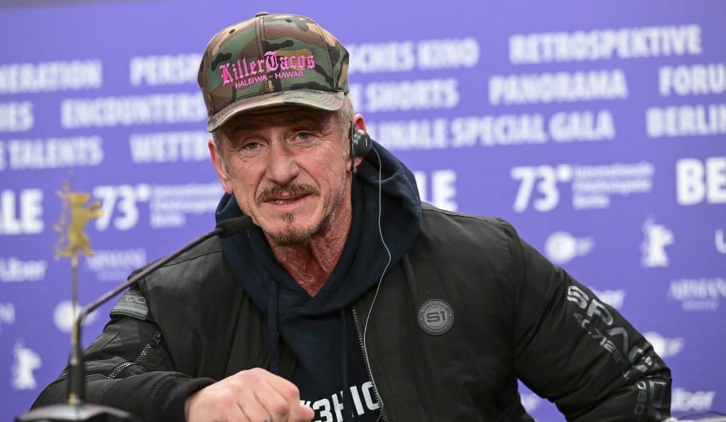 Sean Penn: Szégyellheti magát az Egyesült Államok, amiért nem fegyverezte fel gyorsabban Ukrajnát