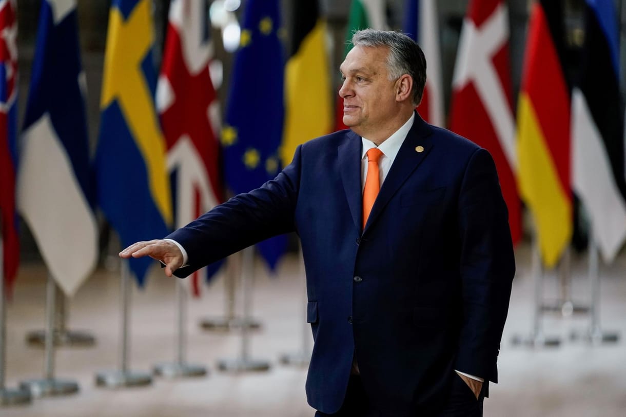 Hont: Változóban az Orbán-rendszer: ami nincs ellenére, az van