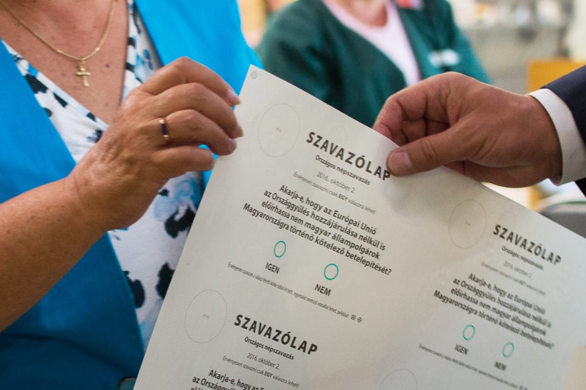 Elhisz mindent, amivel a kormány bombázza? Kisokos a népszavazáshoz
