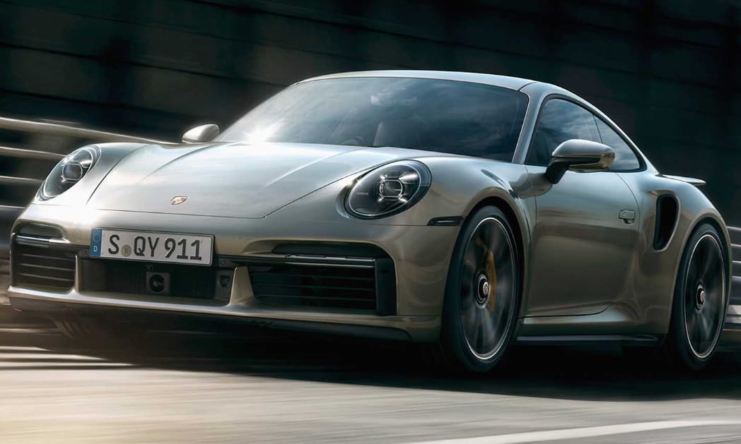 700 lóerővel támadhat az első hibrid Porsche 911