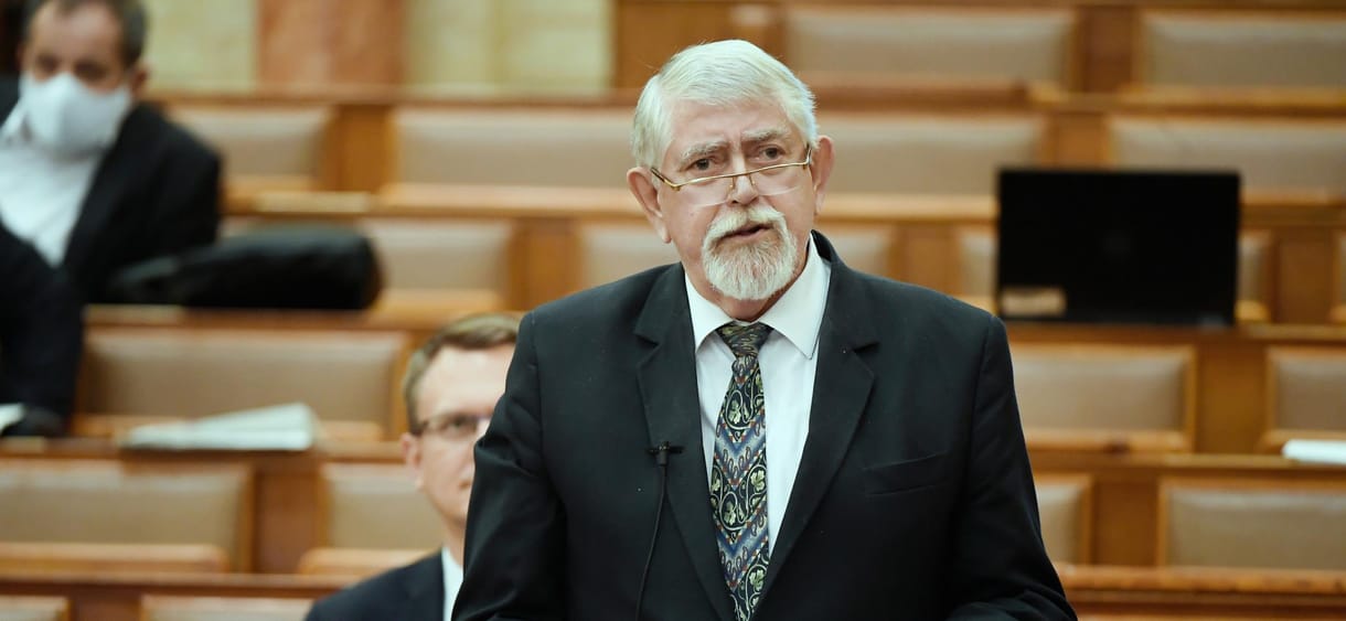 Kásler: Még dolgoznak azon, hogyan fizessék ki a kórházak költségeit