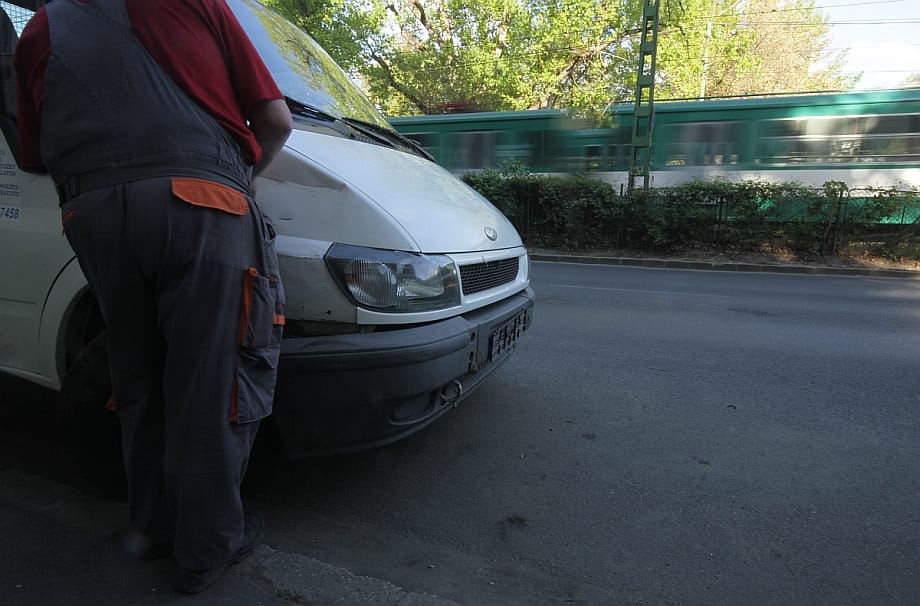 Blikk: a fél világot behálózó bűnszervezet fosztogatja a BKV-t