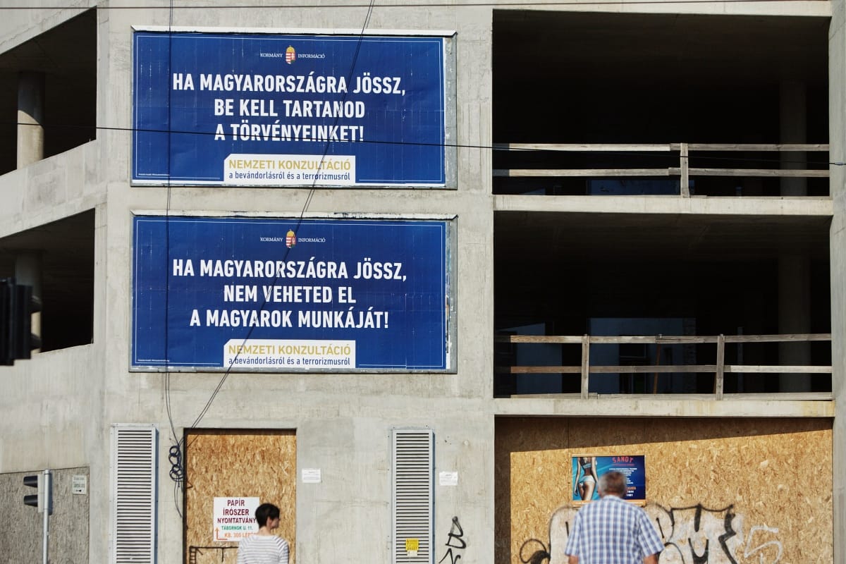 Százmilliókat öntött a kormány tavaly a TV2-be
