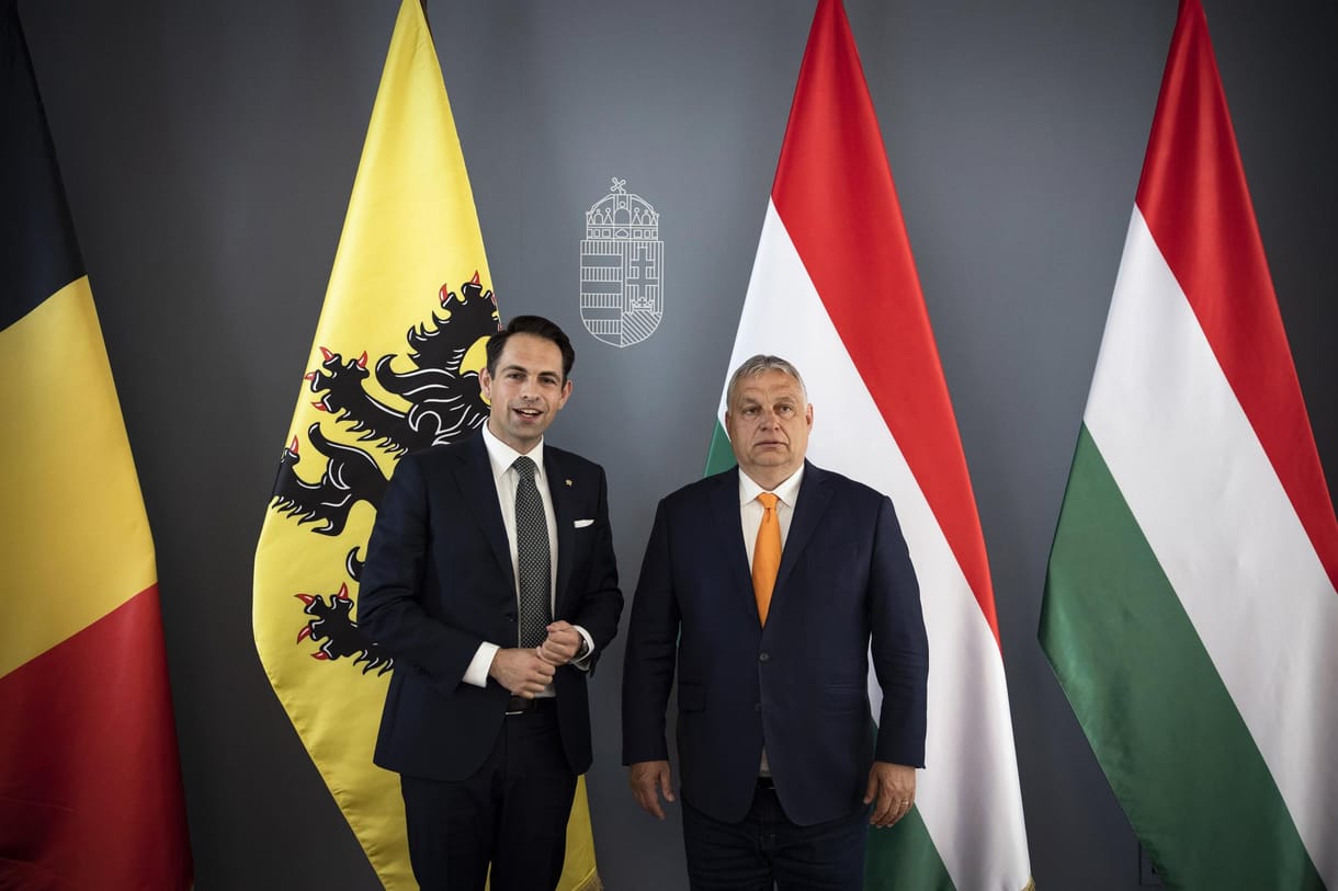 Orbán Viktor: Vissza kell venni az európai intézményeket a baloldaltól