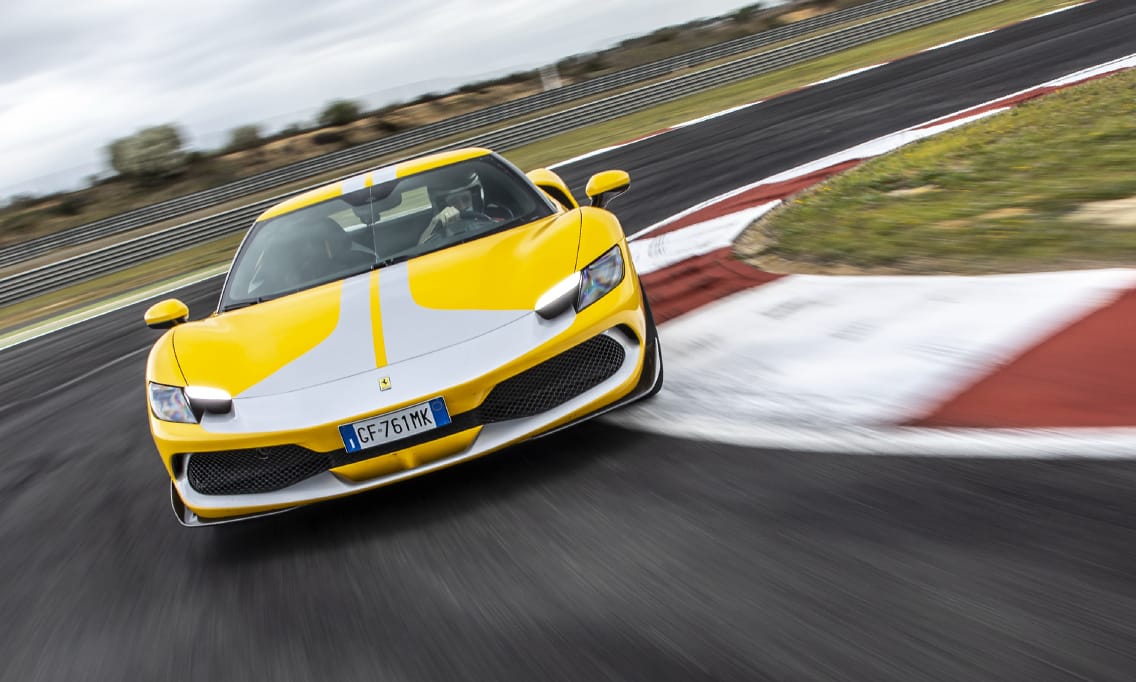 Ordítva suttogni: meghajtottuk a 830 lóerős új hibrid Ferrari 296 GTB-t