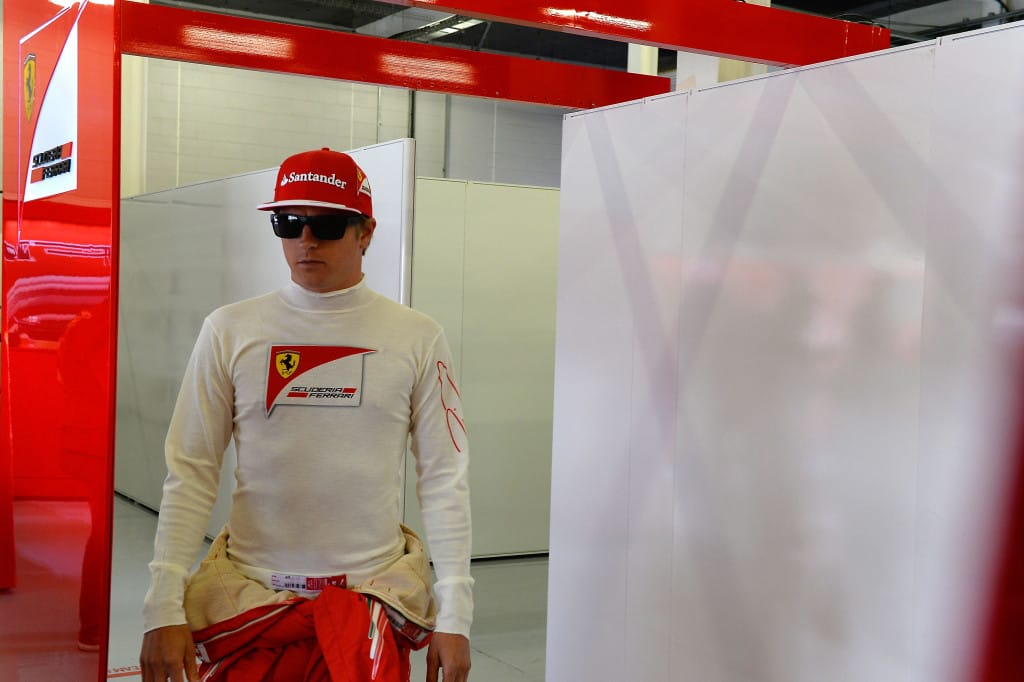 Räikkönen fűnyíróval nyert, a Ferrarit lezúzta Silverstone-ban