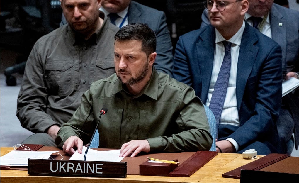 325 millió dollárt kap Ukrajna Bidenéktől, de a republikánusok egy része már kezdi ellenezni a támogatásokat