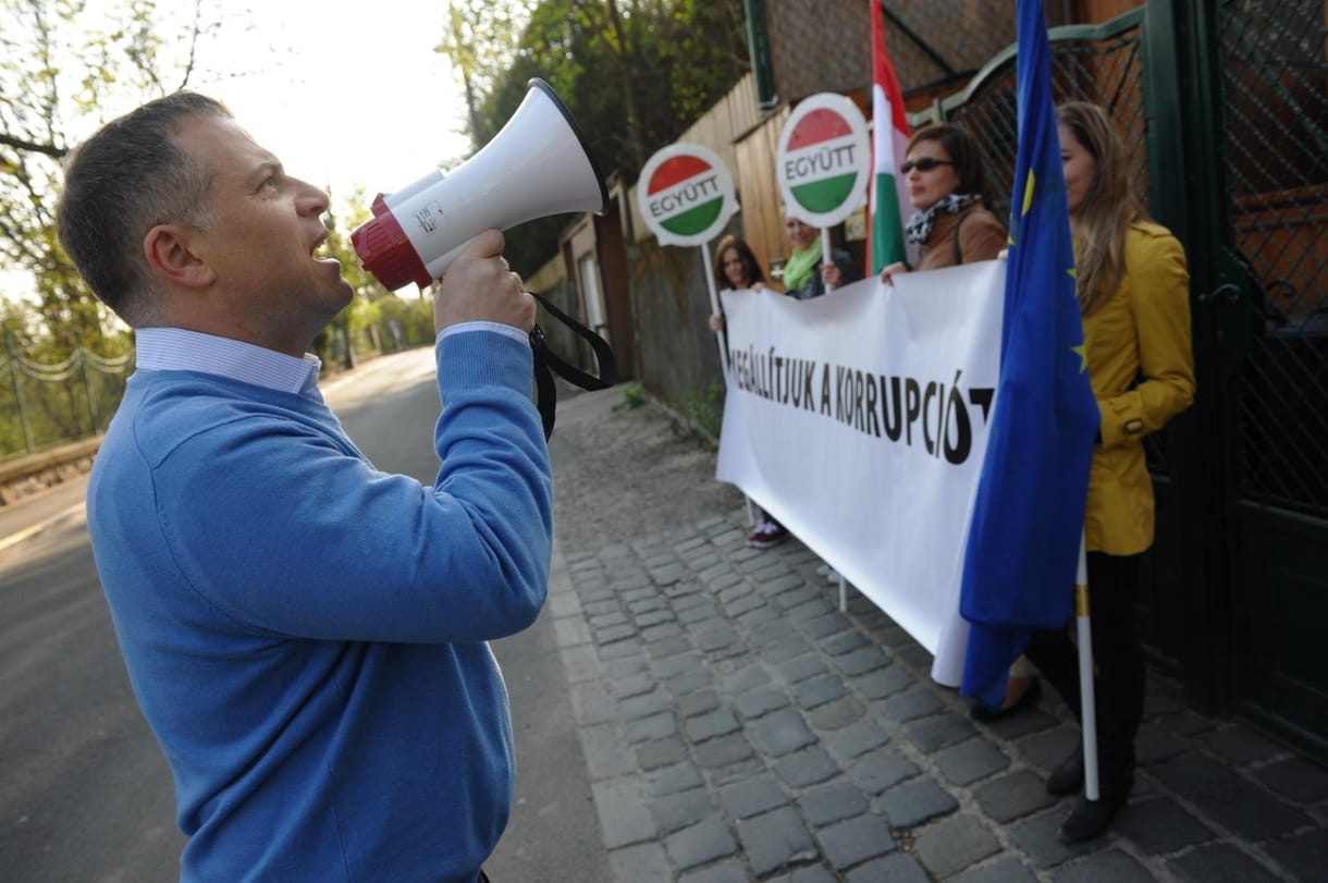 Betiltották Juhász Péter Orbán háza elé tervezett demonstrációját