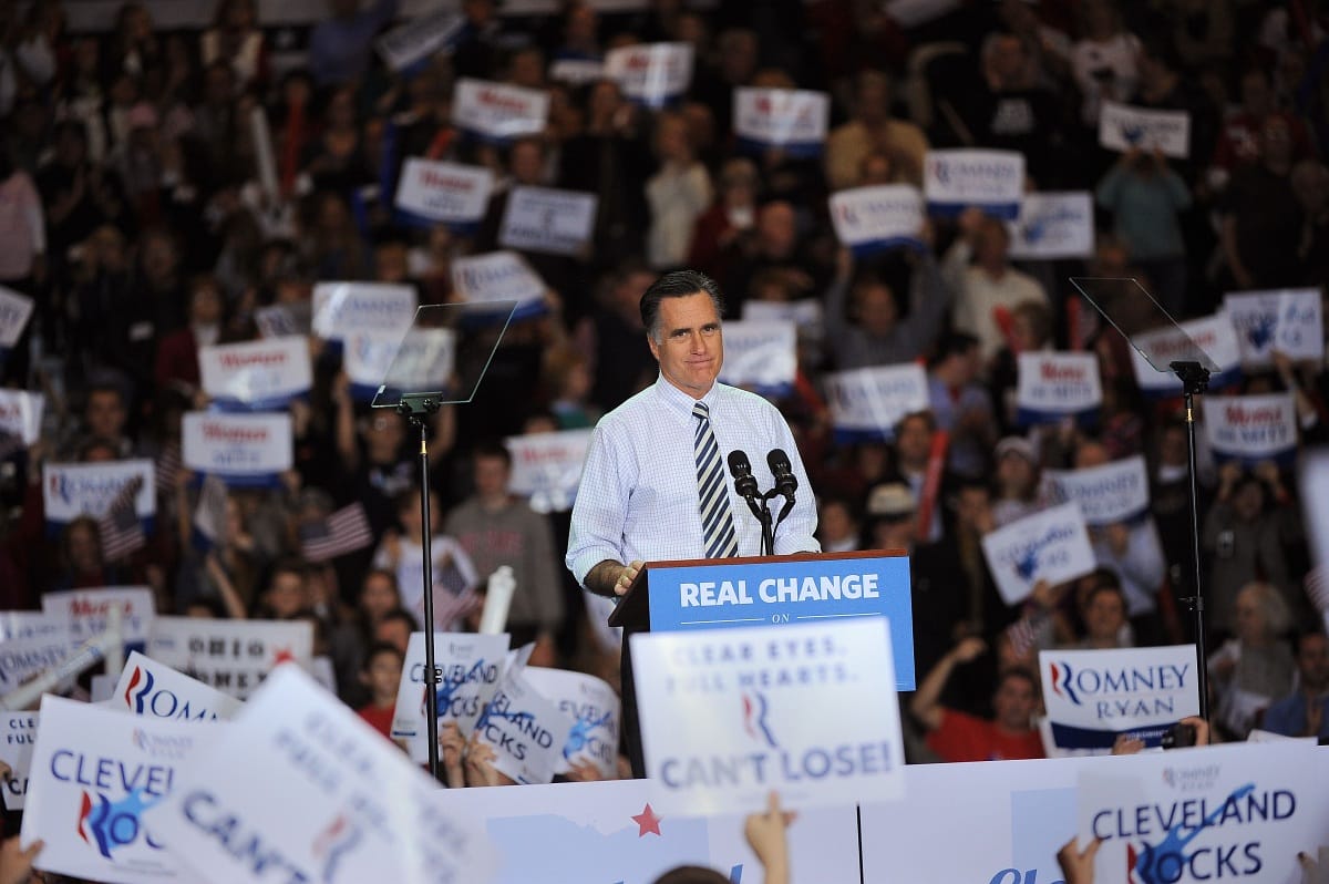 Romney két billegő államért küzd az utolsó pillanatban
