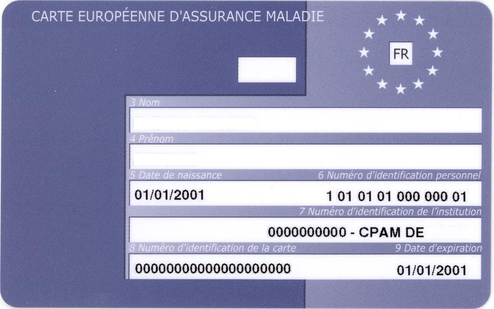 Százmillióknak segíthet már a kis kék kártya az EU-ban