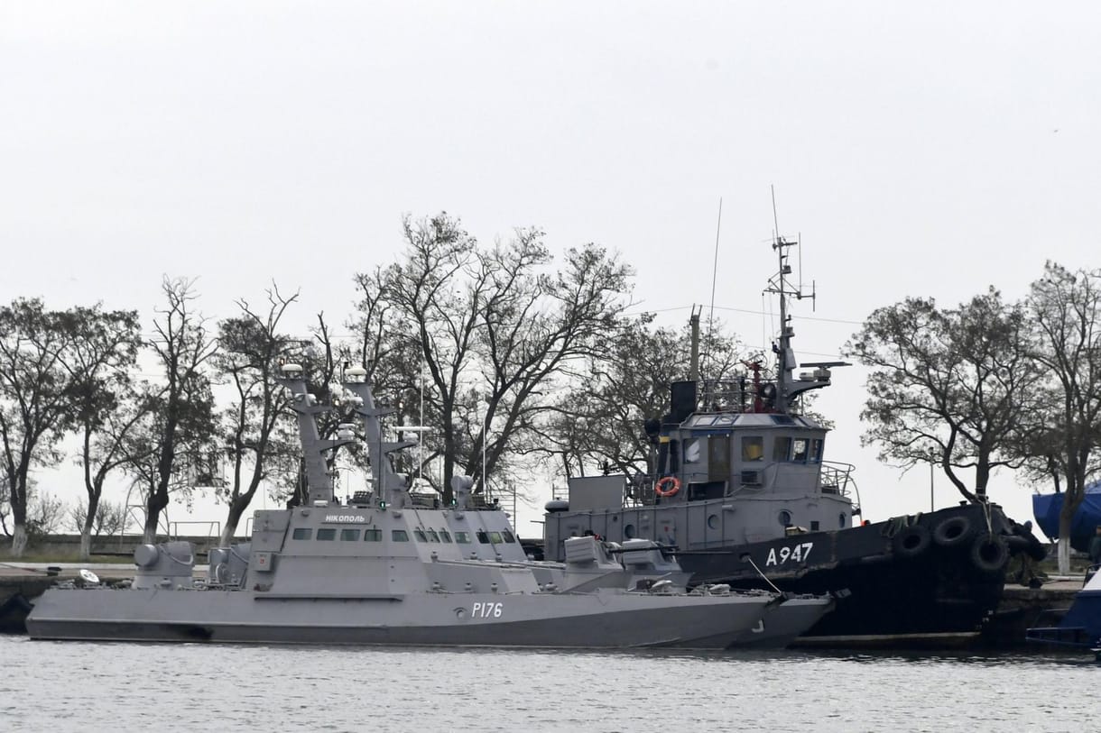 Moszkvának el kell engednie az elfogott ukrán tengerészeket