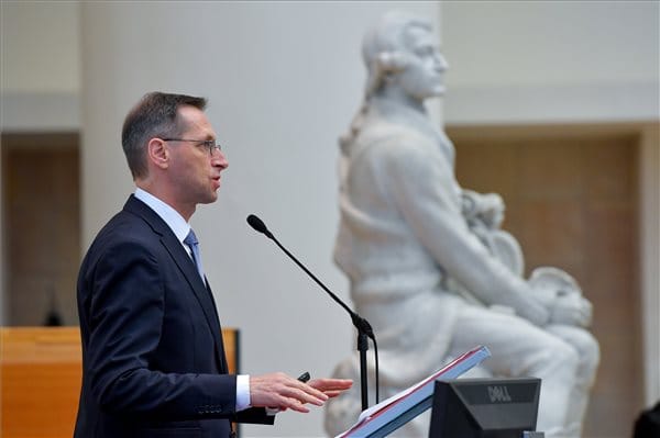 Jövőre változhat a kata, Parragh Lászlónak is ráhatása lesz