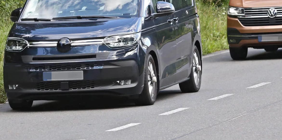 Személyautósabb formát kap az új Volkswagen Transporter