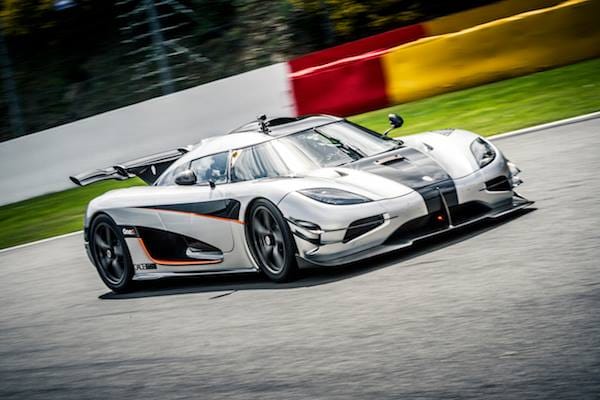 Nem küldi csatába a One:1-t a Bugatti ellen a Koenigsegg