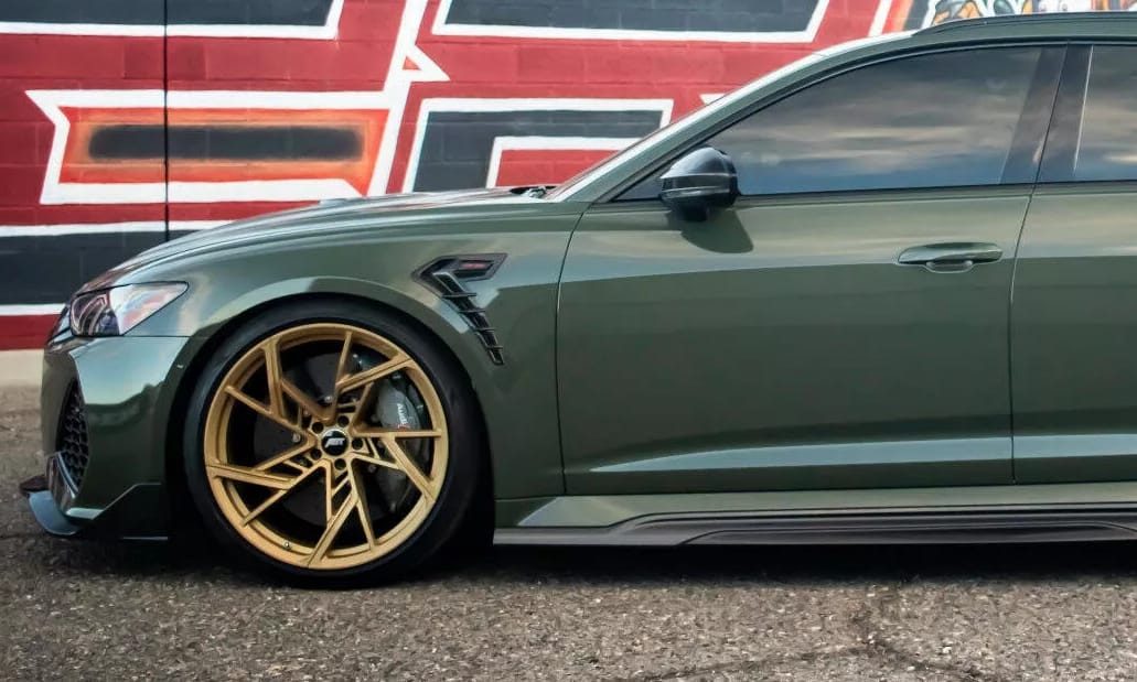 Ez az olívazöld 760 lóerős Audi RS6 kimaxolja a családi sportautó fogalmát